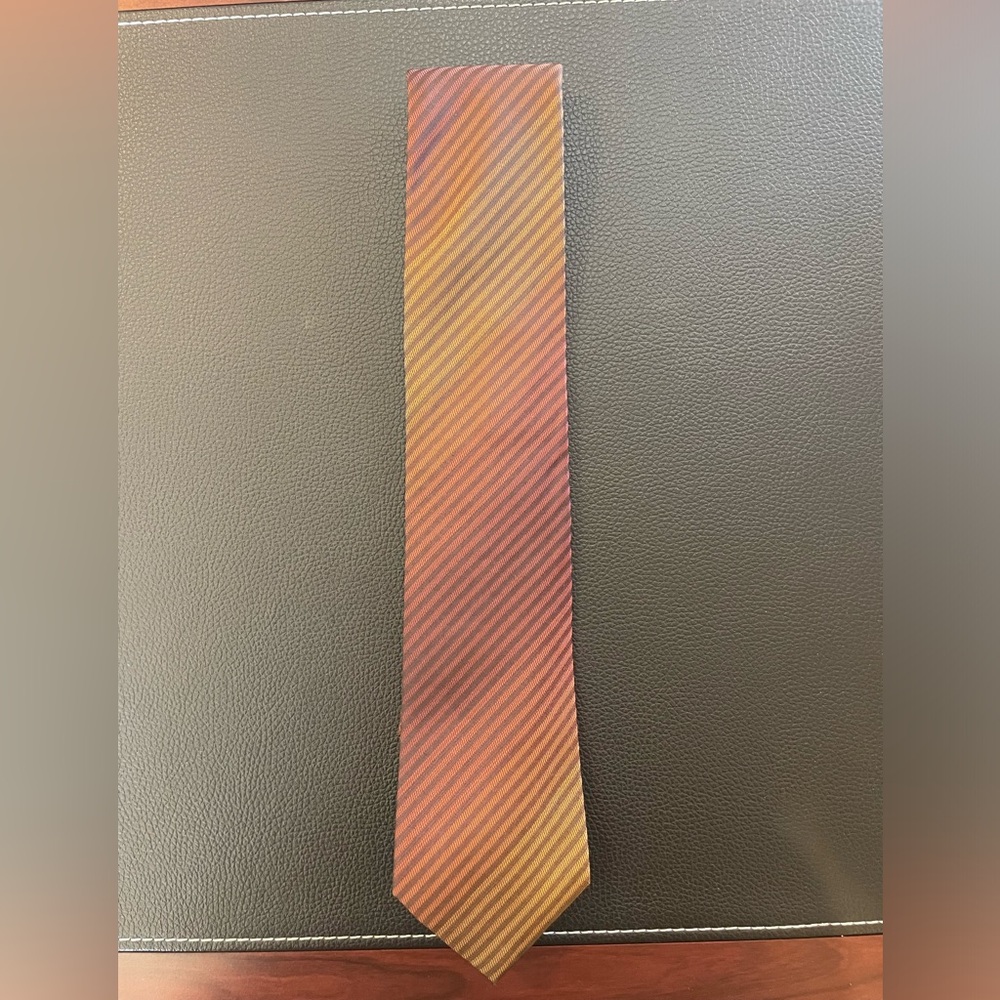 Kenneth Cole reaction men’s tie